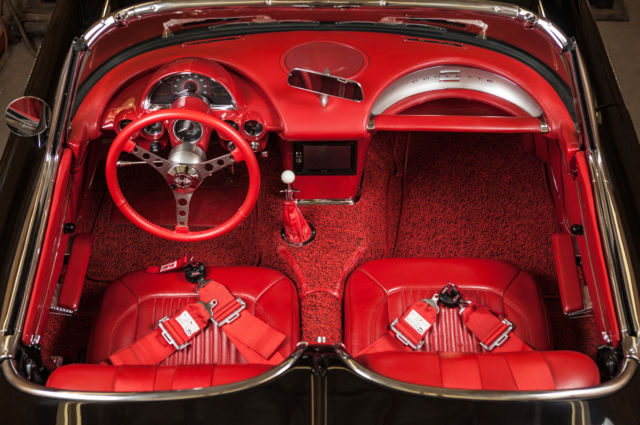1961 Chevrolet Corvette - photo 3