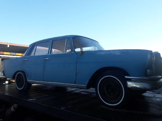 1961 Mercedes-Benz 190-Series - photo 2