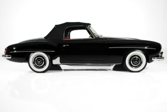 1961 Mercedes-Benz 190-Series Black Gorgeous Red Leather - photo 3