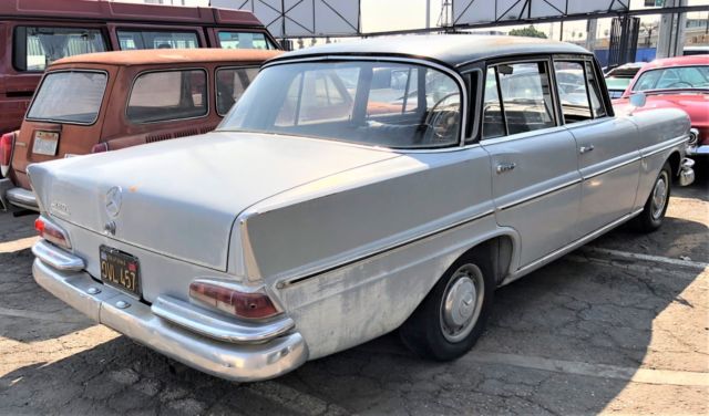 1961 Mercedes-Benz 200-Series - photo 3