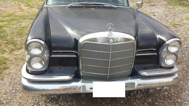 1961 Mercedes 220s 1961 Mercedes-Benz 200-Series
