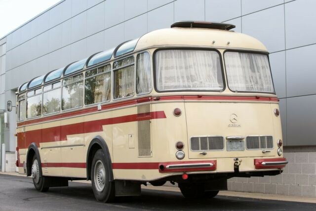 1961 Mercedes-Benz 0321H Bus - photo 3