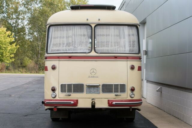 1961 Mercedes-Benz 0321H Bus - photo 4