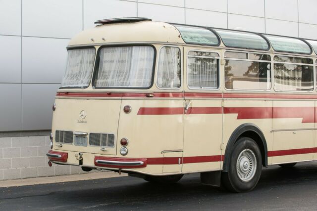 1961 Mercedes-Benz 0321H Bus - photo 5