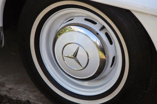 1961 Mercedes-Benz SL-Class - photo 6