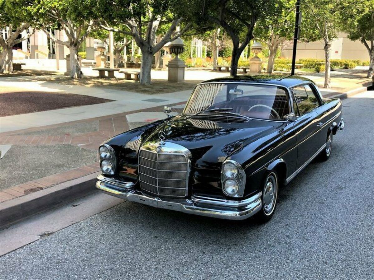 1961 Mercedes-Benz 200-Series SUNROOF COUPE - photo 2