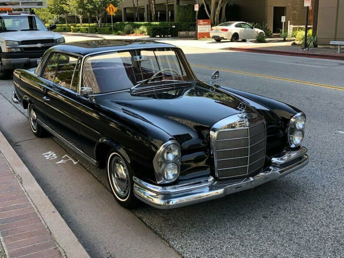 1961 Mercedes-Benz 200-Series SUNROOF COUPE - photo 5