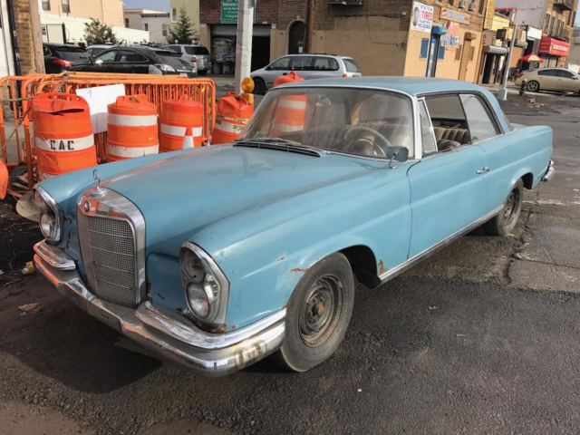 1961 Mercedes-Benz 200-Series SEB