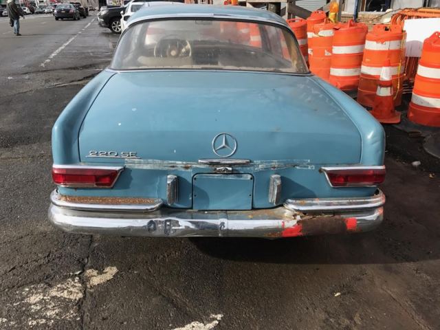 1961 Mercedes-Benz 200-Series SEB - photo 2