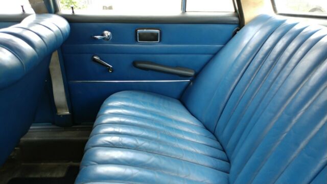 1961 Mercedes-Benz 200-Series 220b - photo 10