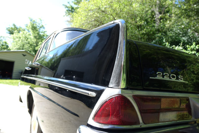 1961 Mercedes-Benz 200-Series - photo 10