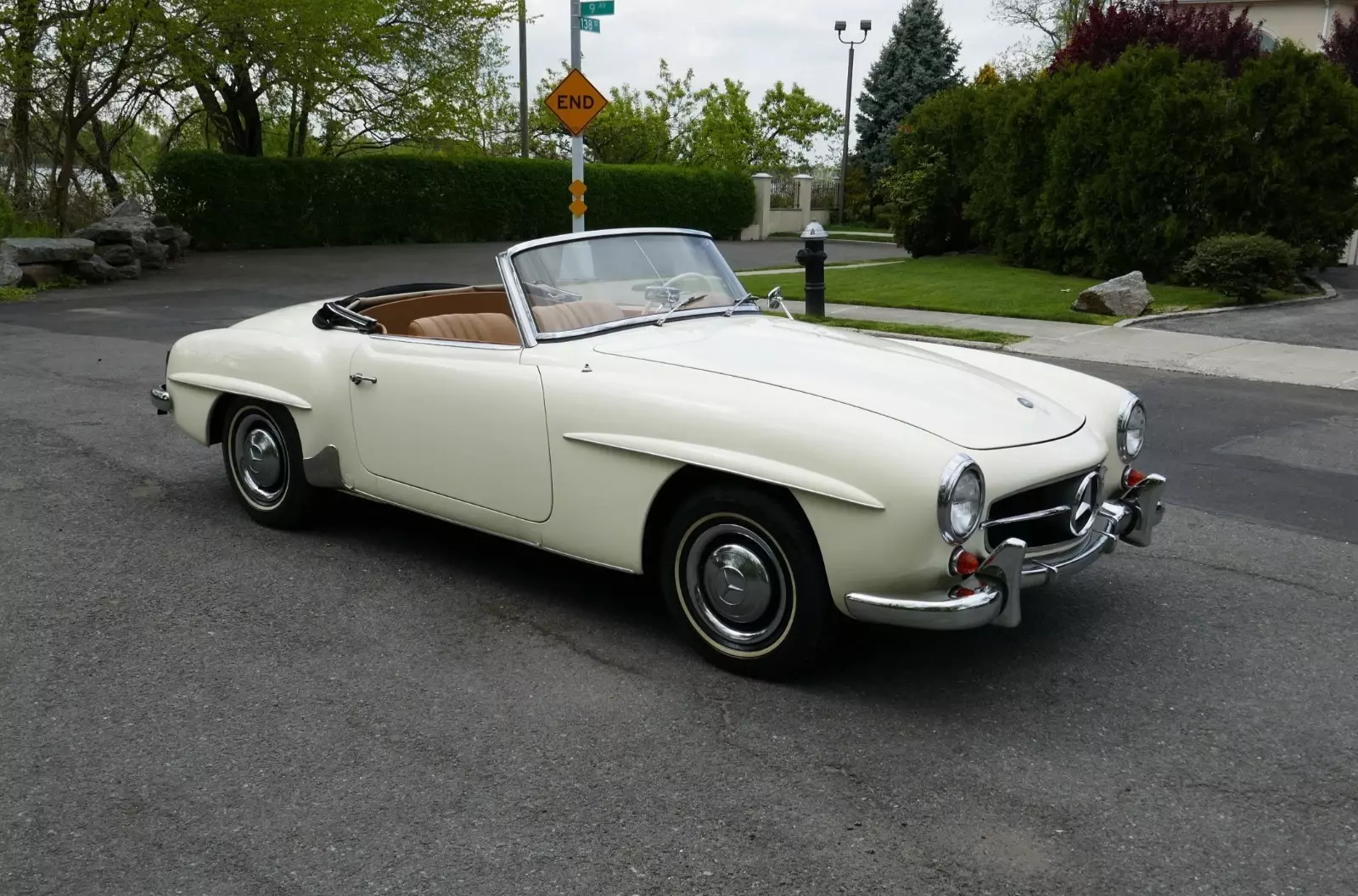 1961 Mercedes-Benz SL-Class Older Restoration 1961 Mercedes-Benz SL-Class Older Restoration