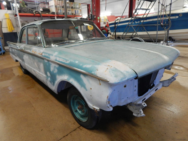 1961 Mercury Comet T1251184 1961 Mercury Comet