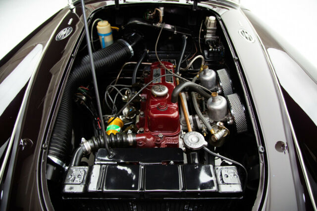 1961 MG MGA Black/Red, 1600cc 4-Spd, 1 of 561 - photo 5