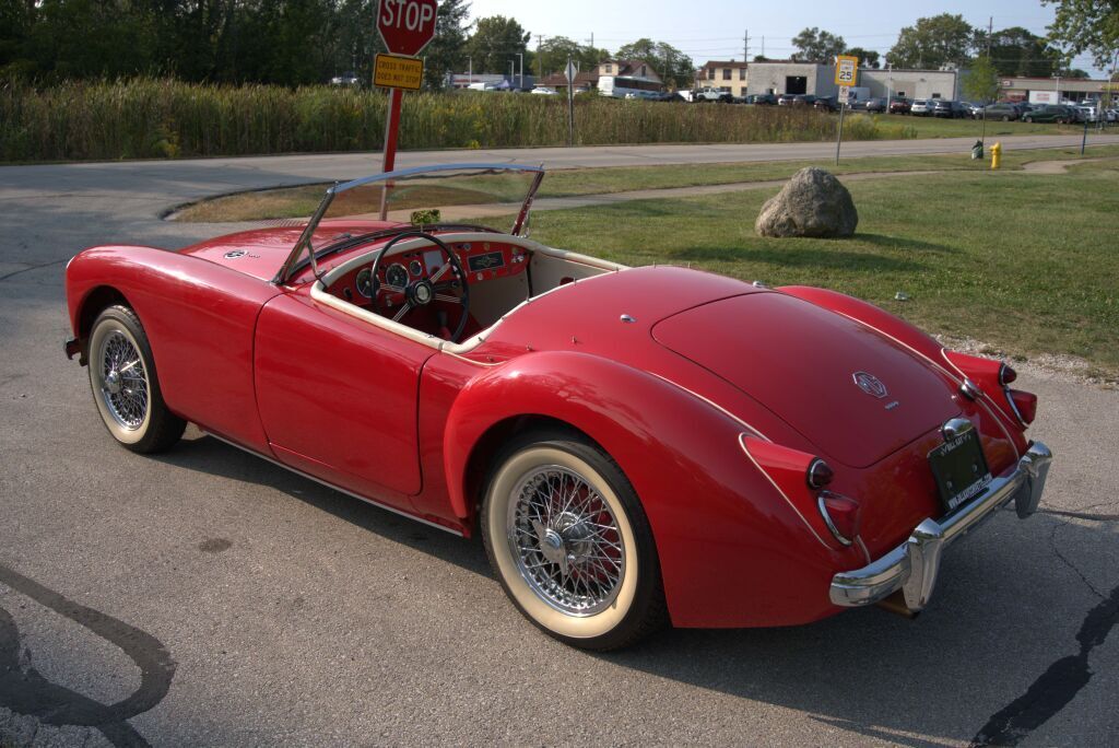 1961 MG Roadster - photo 3