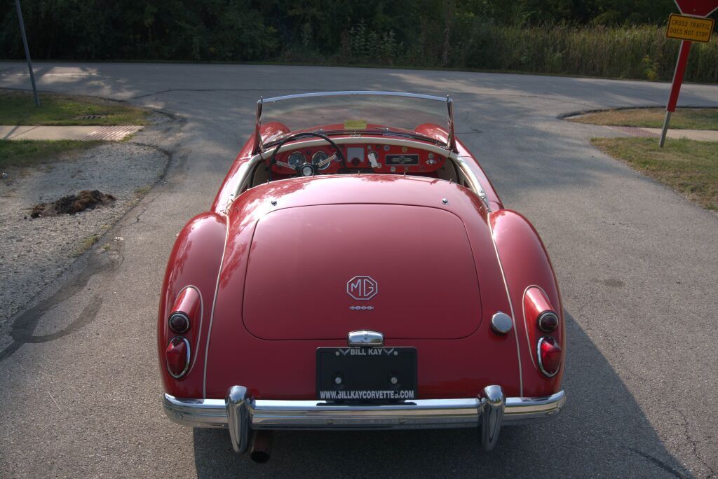 1961 MG Roadster - photo 4