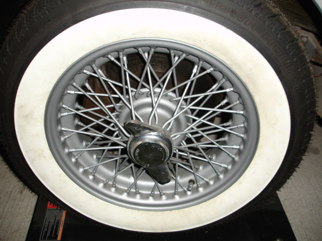 1961 MG MGA leather black/white piping - photo 8