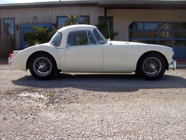 1961 MG MGA 2 DOOR - photo 4