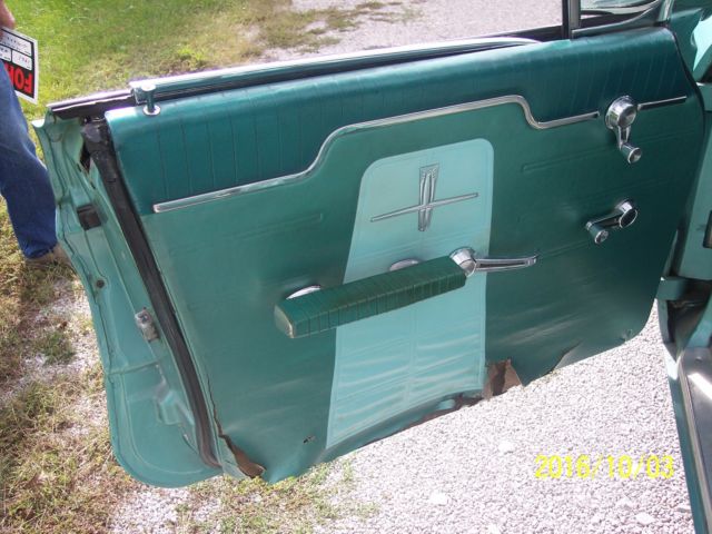 1961 Oldsmobile Eighty-Eight 4 door hardtop - photo 11