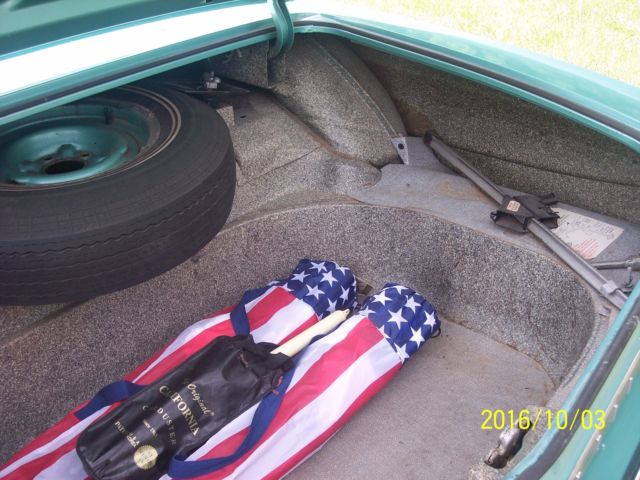 1961 Oldsmobile Eighty-Eight 4 door hardtop - photo 13