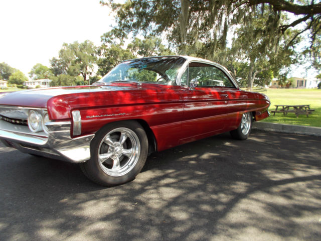 1961 oldsmobile bubble top 2 dr ht red 394 cu good condition 1961 Oldsmobile Eighty-Eight Dynamic 88