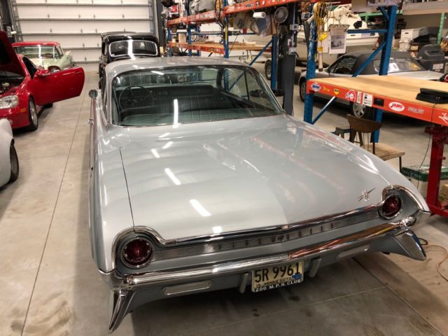 1961 Oldsmobile Eighty-Eight Runs Drives Body Inter VGood 394V8 3 spd auto - photo 3