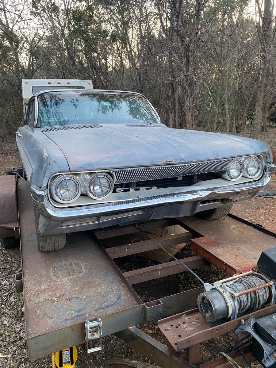 1961 Oldsmobile Dynamic 88 - photo 12