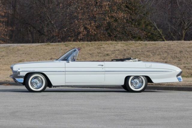 1961 Oldsmobile Eighty-Eight Convertible - photo 5