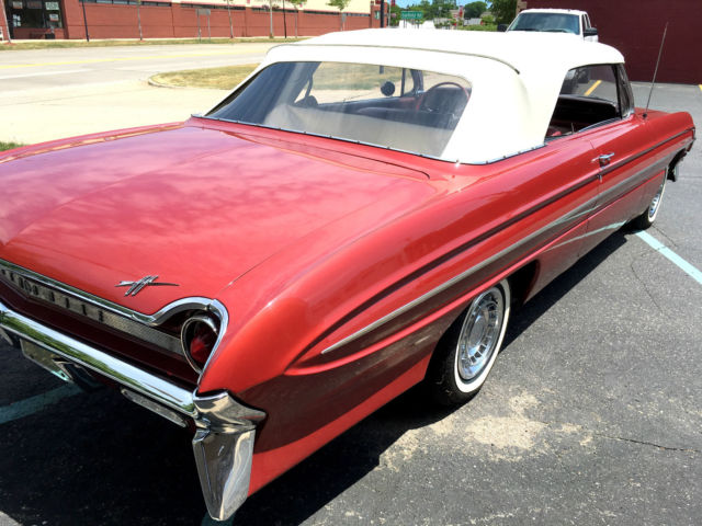 1961 Oldsmobile Eighty-Eight DYNAMIC 88...CONVERTIBLE! - photo 7