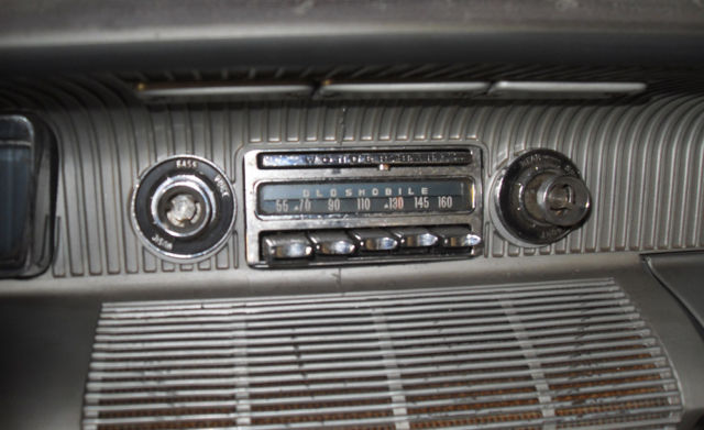 1961 Oldsmobile Eighty-Eight Holiday Coupe, Celebrity Sedan - photo 13