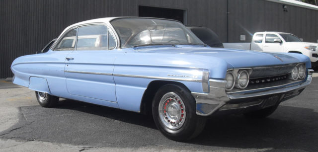 1961 Oldsmobile Eighty-Eight Holiday Coupe, Celebrity Sedan - photo 3