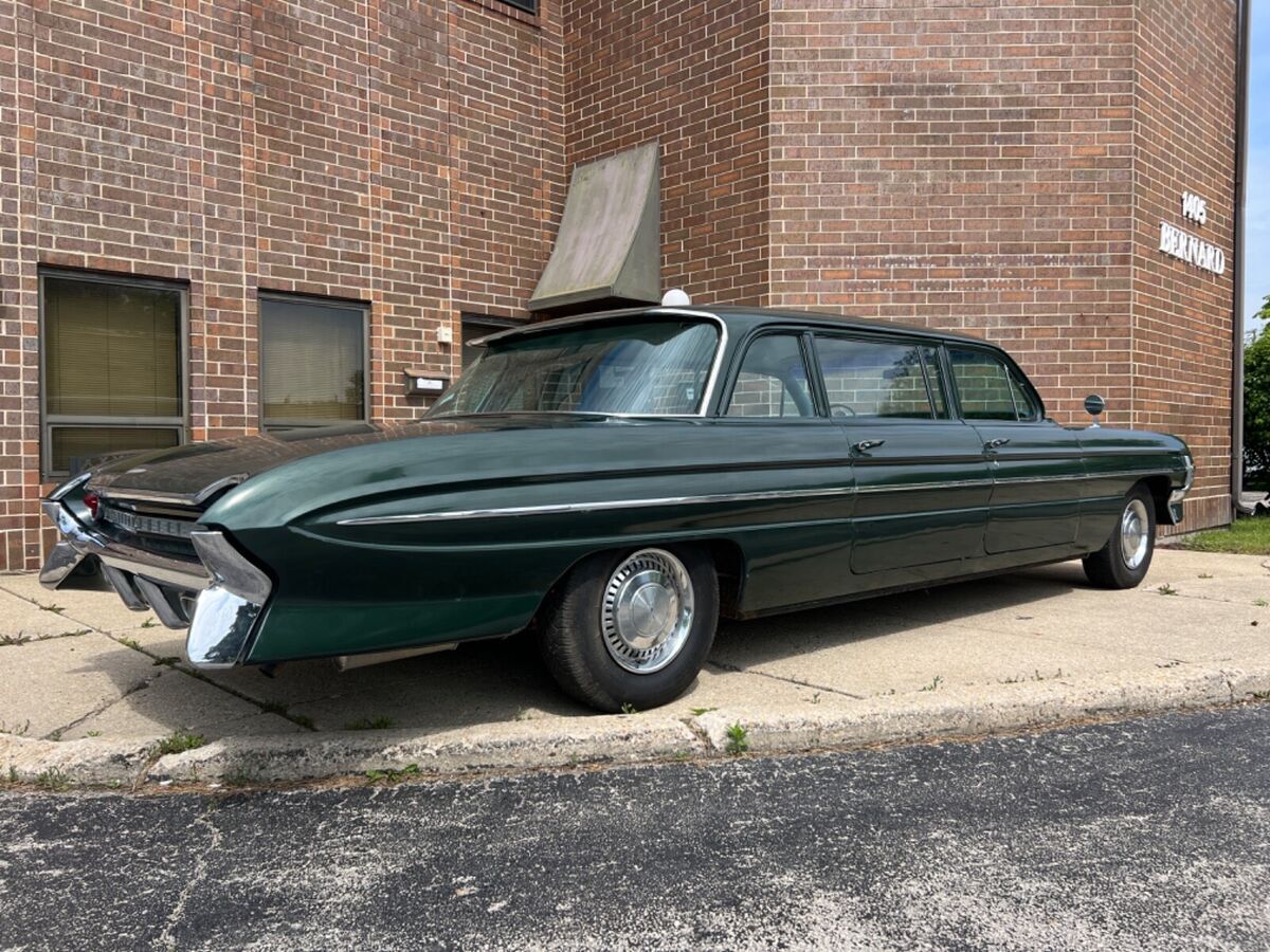 1961 Oldsmobile Dynamic 88 Limousine - photo 7