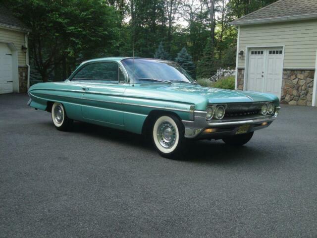 1961 Oldsmobile Eighty-Eight - photo 3