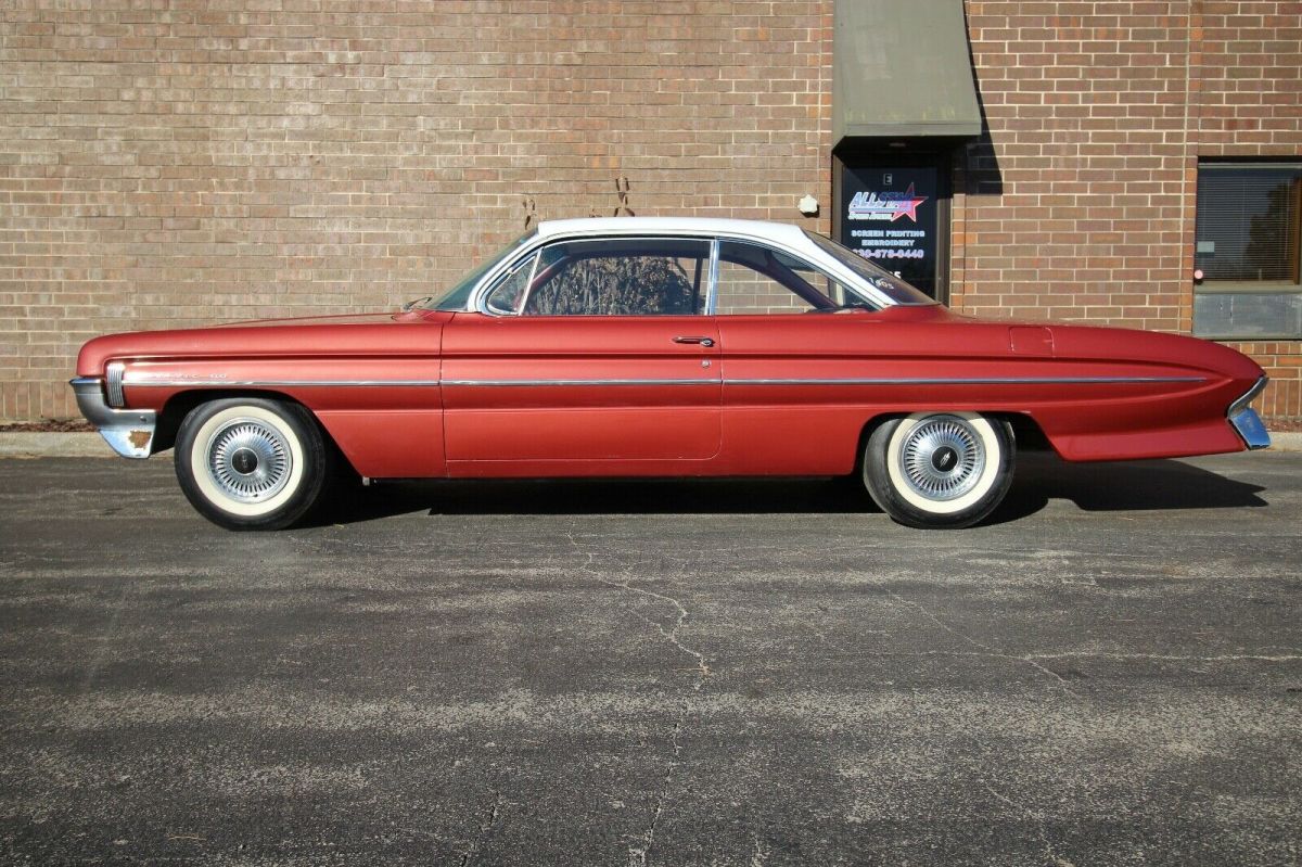 1961 Oldsmobile Eighty-Eight - Survivor - photo 2