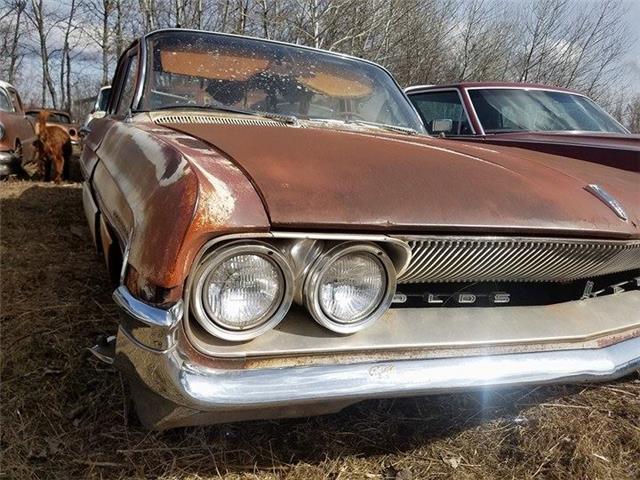 1961 Oldsmobile Eighty-Eight -- - photo 7
