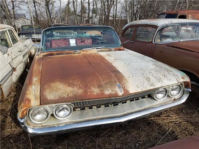 1961 Oldsmobile Eighty-Eight -- - photo 2