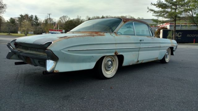 1961 Oldsmobile Dynamic Eighty Eight Bubbletop California Survivor 1961 Oldsmobile Eighty-Eight Dynamic