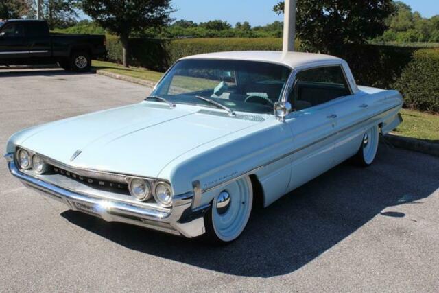 1961 Oldsmobile Eighty-Eight -- - photo 9