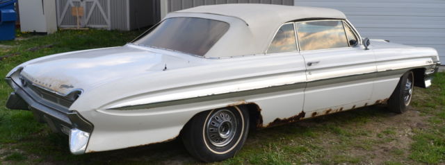 1961 Oldsmobile Starfire 1961 Oldsmobile Starfire 2 door