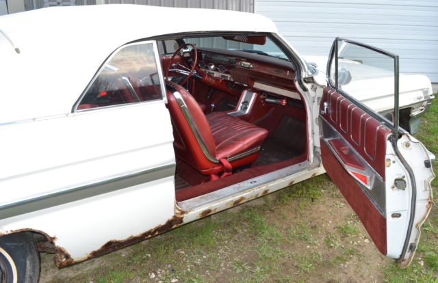 1961 Oldsmobile Starfire 2 door - photo 10