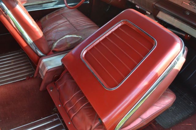 1961 Oldsmobile Starfire 2 door - photo 8