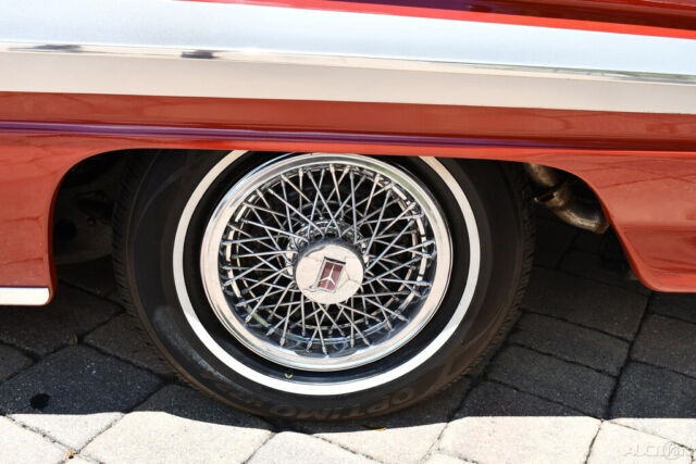 1961 Oldsmobile Starfire Convertible 394ci Automatic - photo 10