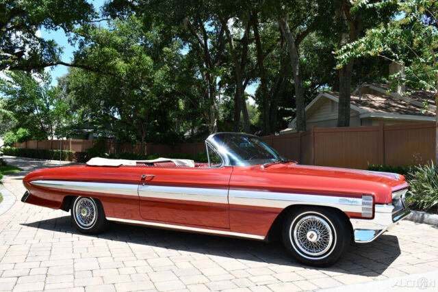 1961 Oldsmobile Starfire Convertible 394ci Automatic - photo 4