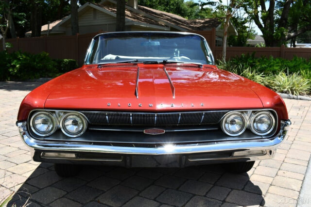 1961 Oldsmobile Starfire Convertible 394ci Automatic - photo 5