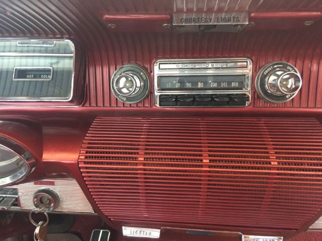 1961 Oldsmobile Eighty-Eight Holiday Super 88 - photo 7