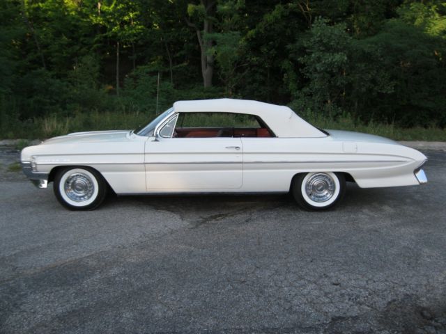 1961 Oldsmobile Eighty-Eight - photo 3