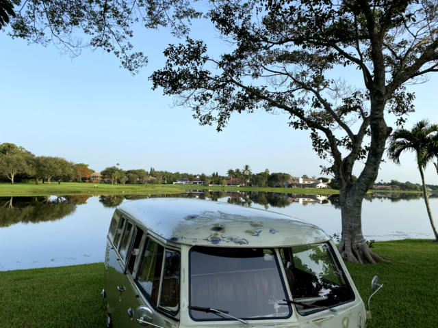 1961 Volkswagen Bus/Vanagon - photo 2