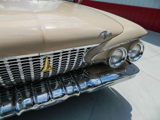 1961 Plymouth Fury Convertible - photo 12