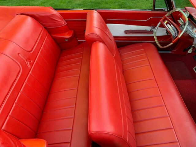 1961 Plymouth Fury Convertible - photo 7
