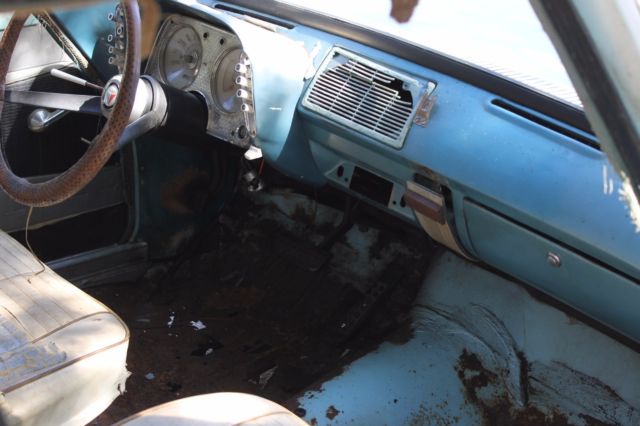 1961 Plymouth Valiant - photo 8
